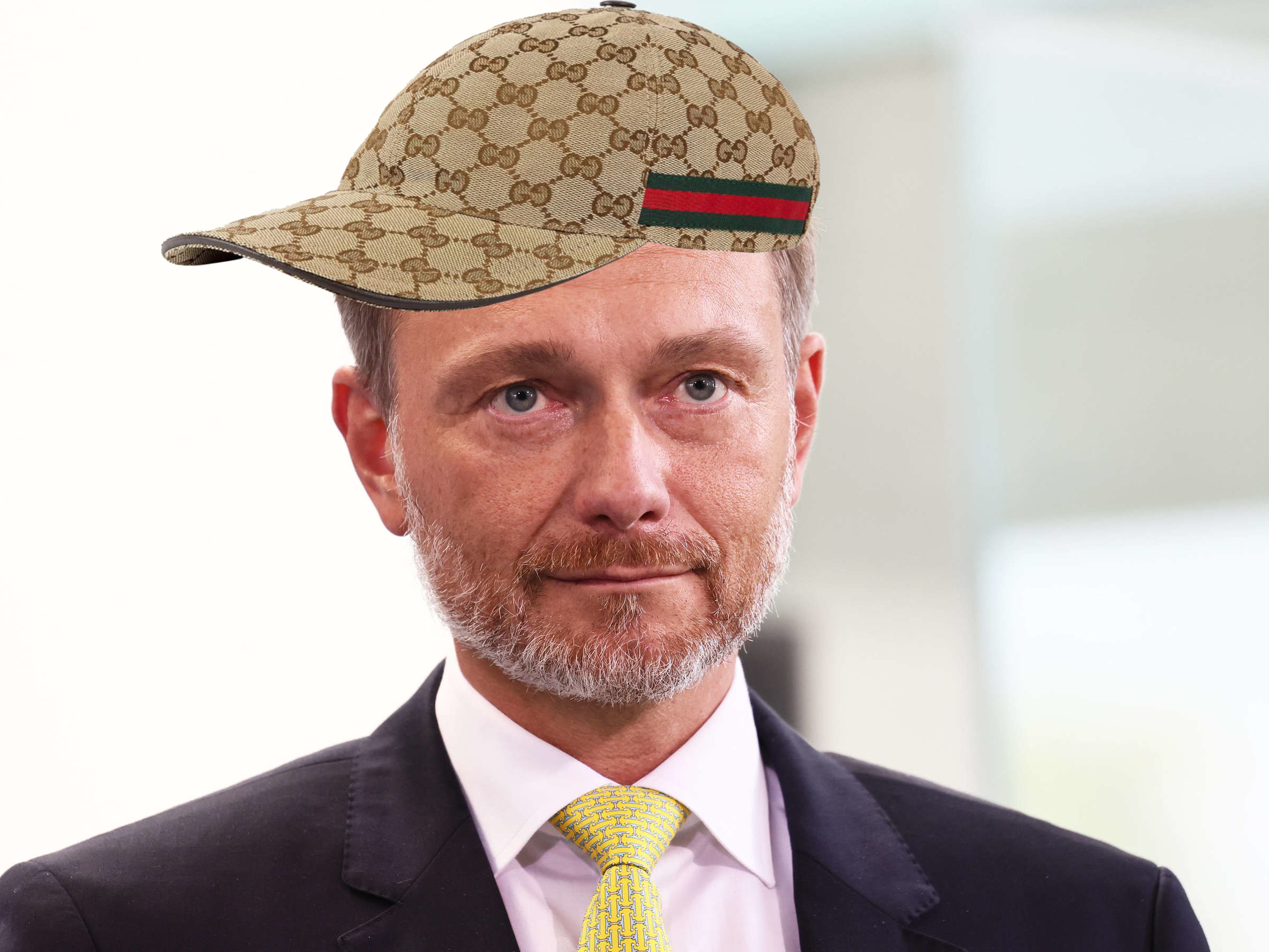 Lindner mit Gucci Cap